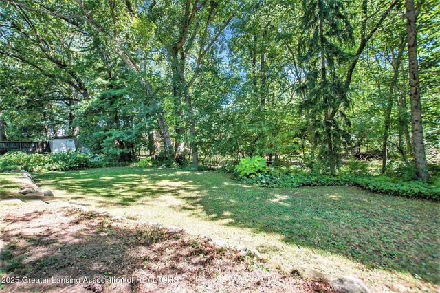 4562 Seneca Drive, Okemos, MI 48864
