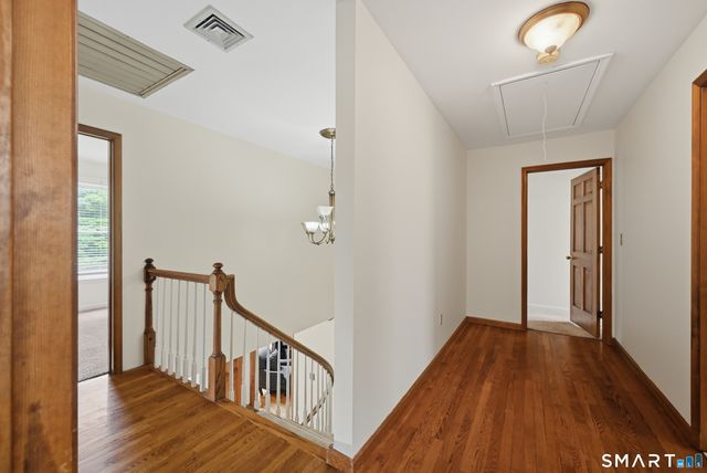 1 Stony Farm Lane, Brookfield, CT 06804