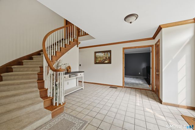 1 Stony Farm Lane, Brookfield, CT 06804