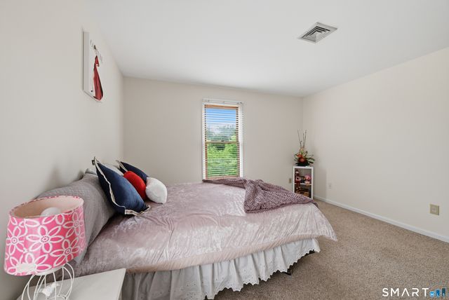 1 Stony Farm Lane, Brookfield, CT 06804