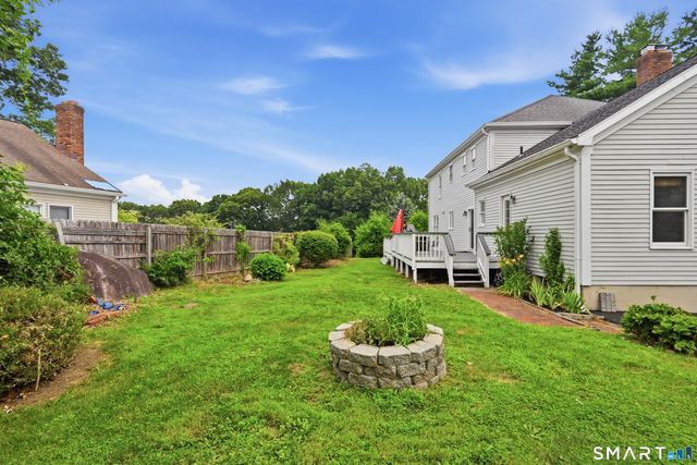 1 Stony Farm Lane, Brookfield, CT 06804