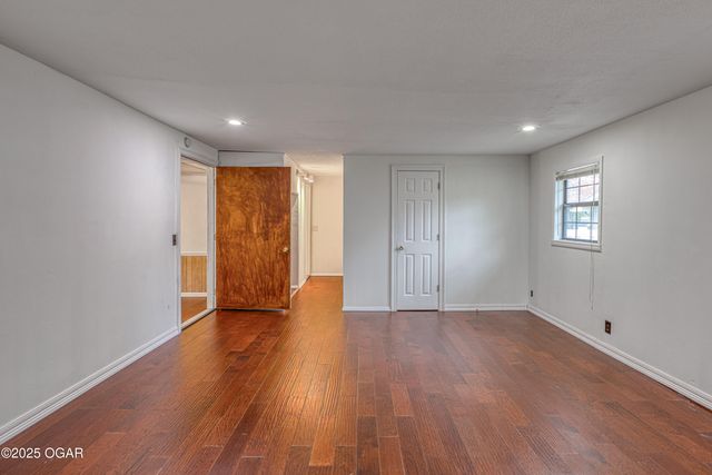 3317 Finley Avenue, Joplin, MO 64804