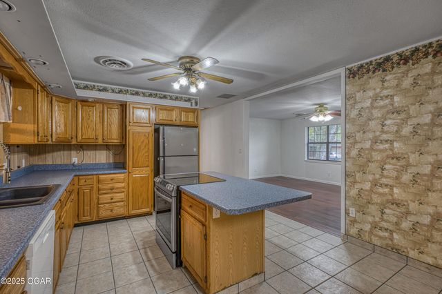 3317 Finley Avenue, Joplin, MO 64804