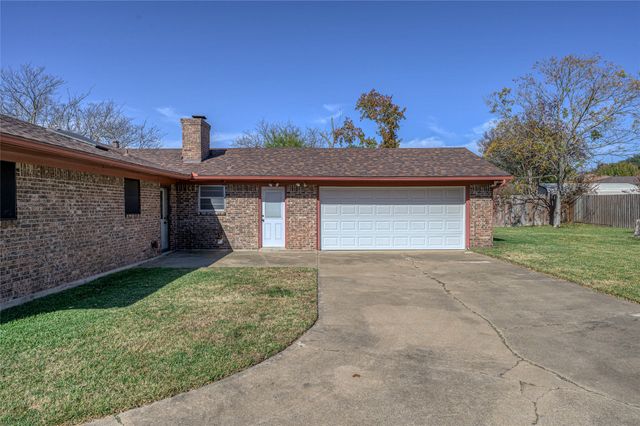 3205 Mimosa Drive, Sherman, TX 75092