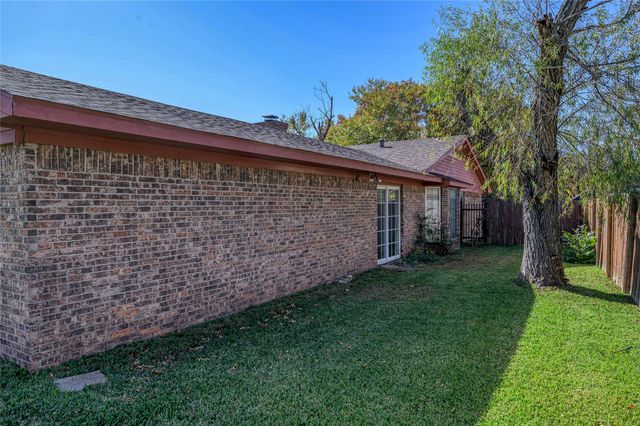 3205 Mimosa Drive, Sherman, TX 75092