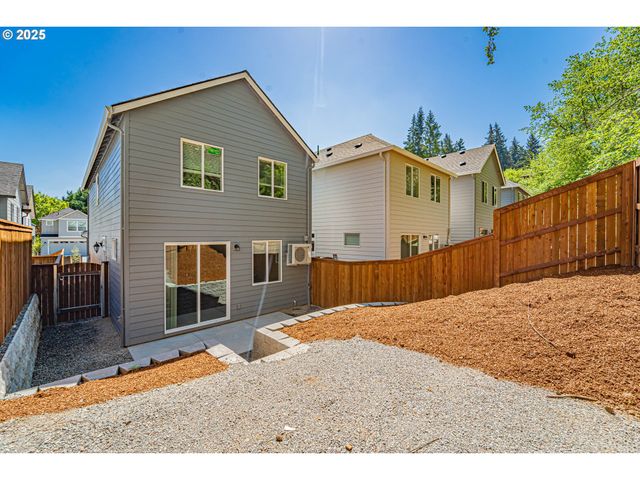 4924 Ne 2ND Ct, Vancouver, WA 98663