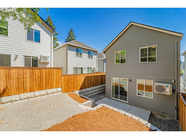 4924 Ne 2ND Ct, Vancouver, WA 98663