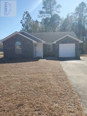 1402 Desert Storm Drive, Hinesville, GA 31313