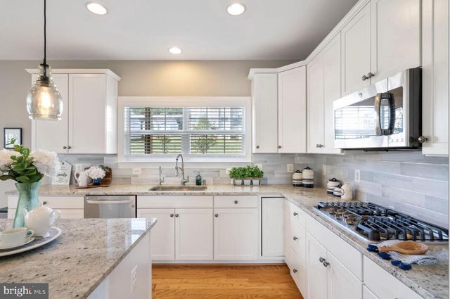 3028 LANDING EAGLE CT, Woodbridge, VA 22191