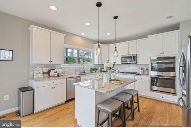 3028 LANDING EAGLE CT, Woodbridge, VA 22191