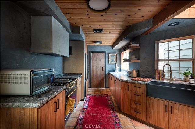 5108 Strohm, Toluca Lake, CA 91601