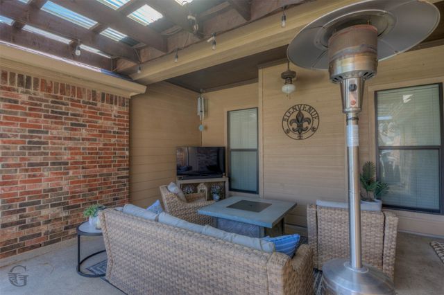 501 Falling Water Circle, Bossier City, LA 71112