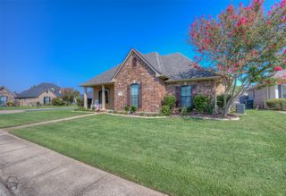 501 Falling Water Circle, Bossier City, LA 71112