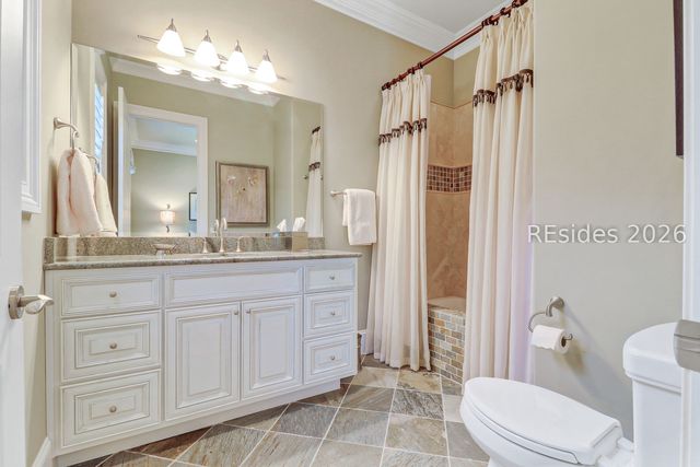 752 Colonial Dr, Hilton Head Island, SC 29926