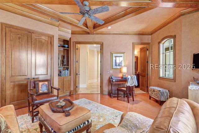 752 Colonial Dr, Hilton Head Island, SC 29926