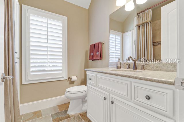 752 Colonial Dr, Hilton Head Island, SC 29926