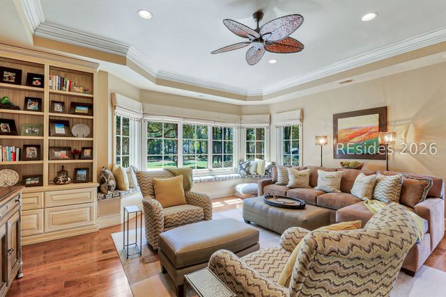 752 Colonial Dr, Hilton Head Island, SC 29926