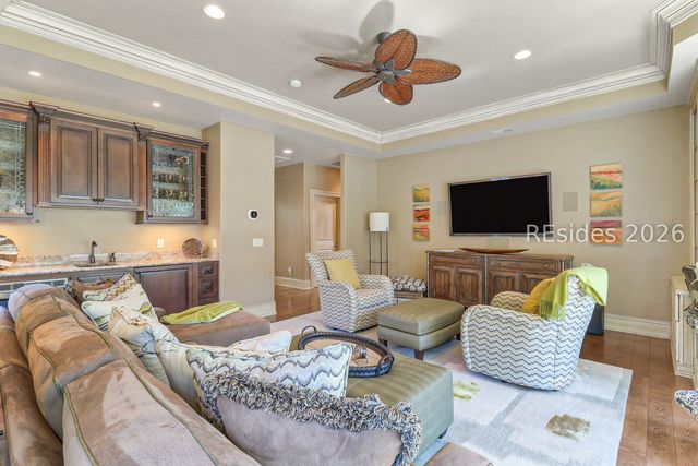 752 Colonial Dr, Hilton Head Island, SC 29926