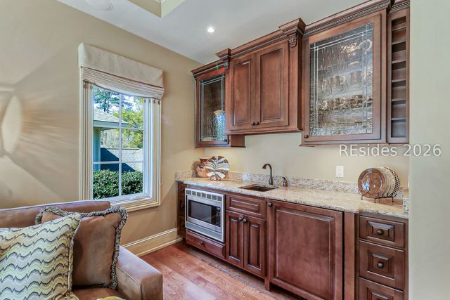 752 Colonial Dr, Hilton Head Island, SC 29926