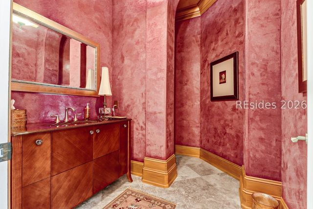 752 Colonial Dr, Hilton Head Island, SC 29926