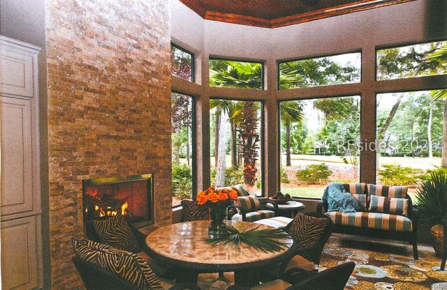 752 Colonial Dr, Hilton Head Island, SC 29926