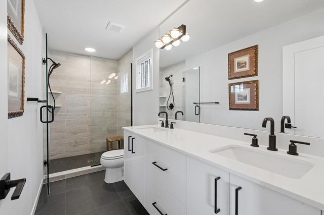 5385 Gestach Lane, Chaska, MN 55318