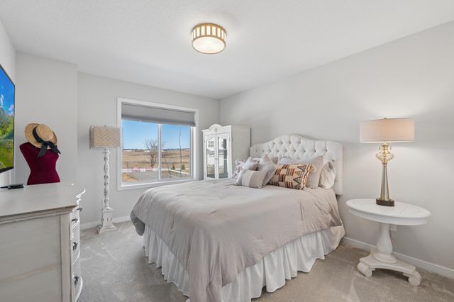 5385 Gestach Lane, Chaska, MN 55318