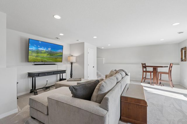 5385 Gestach Lane, Chaska, MN 55318