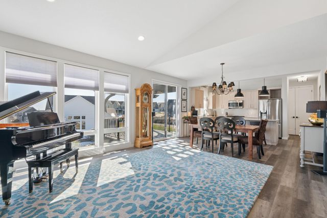 5385 Gestach Lane, Chaska, MN 55318