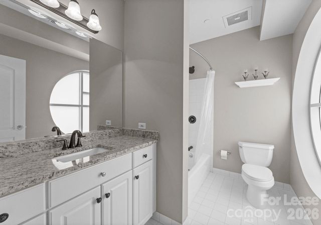 400 N Church Street 422, Charlotte, NC 28202