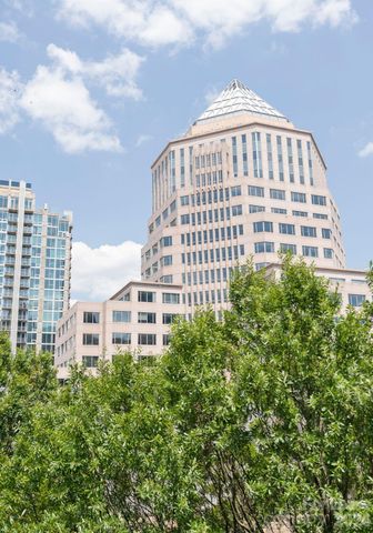 400 N Church Street 422, Charlotte, NC 28202