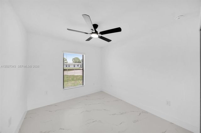 4987 Fairway Ct 4987, Lehigh Acres, FL 33971
