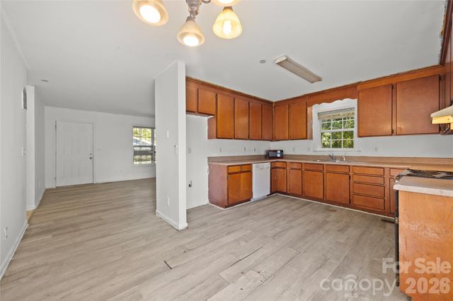 802 N Shaver Street, Salisbury, NC 28144