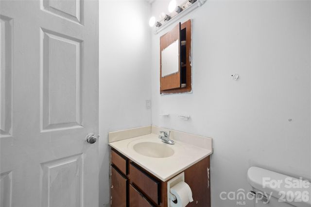 802 N Shaver Street, Salisbury, NC 28144