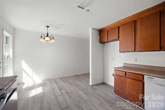 802 N Shaver Street, Salisbury, NC 28144