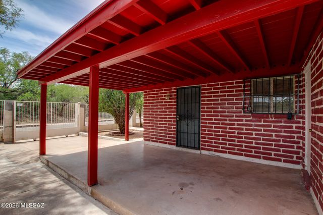 704 W Western Place, Nogales, AZ 85621