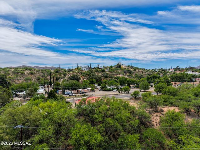 704 W Western Place, Nogales, AZ 85621