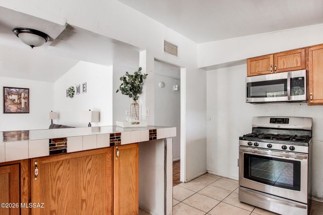 704 W Western Place, Nogales, AZ 85621