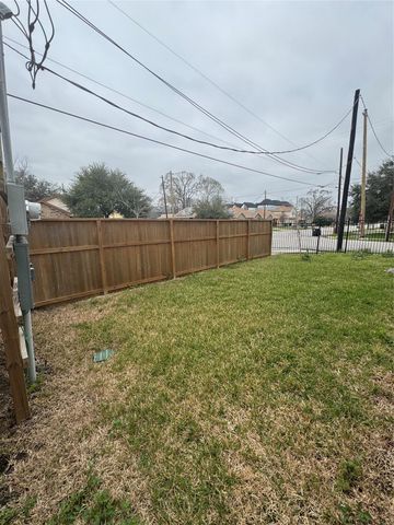 2902 Rosalie, Houston, TX 77004