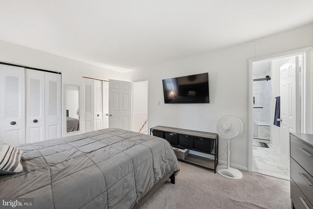 14899 EMBERDALE DR, Woodbridge, VA 22193