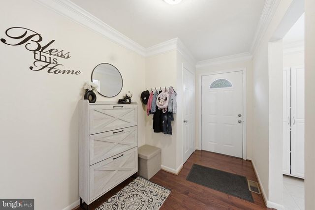 14899 EMBERDALE DR, Woodbridge, VA 22193
