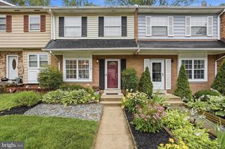 14899 EMBERDALE DR, Woodbridge, VA 22193