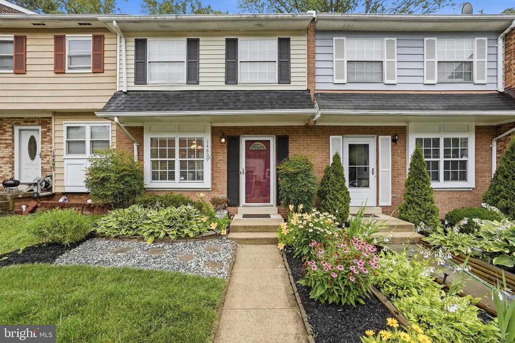 14899 EMBERDALE DR, Woodbridge, VA 22193