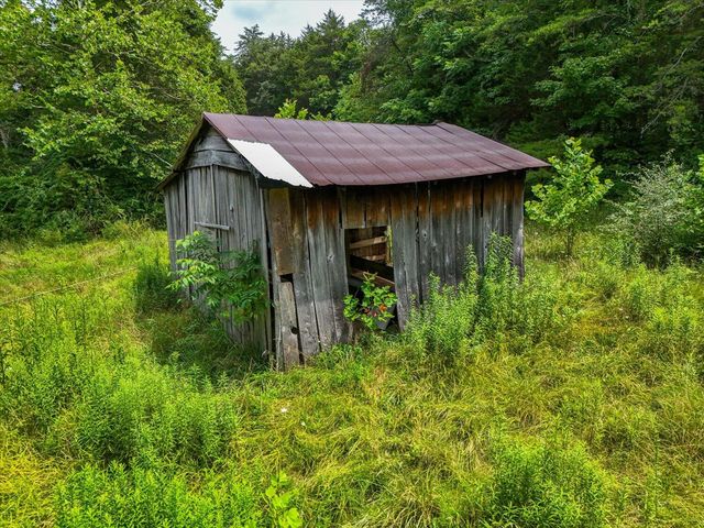 8580 Blacksburg RD, Catawba, VA 24070