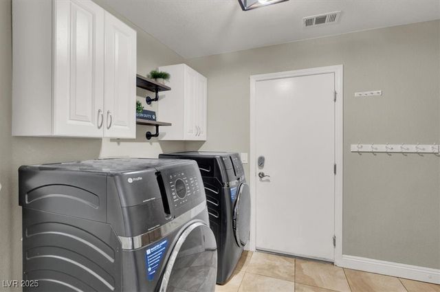 7310 Heggie Avenue, Las Vegas, NV 89131