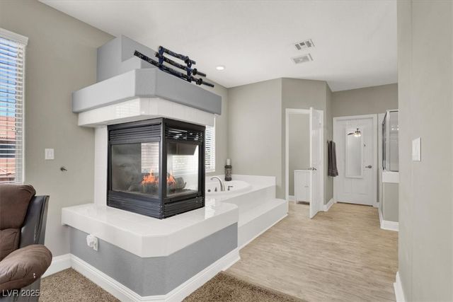 7310 Heggie Avenue, Las Vegas, NV 89131