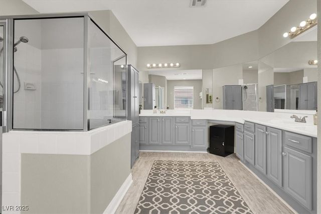 7310 Heggie Avenue, Las Vegas, NV 89131