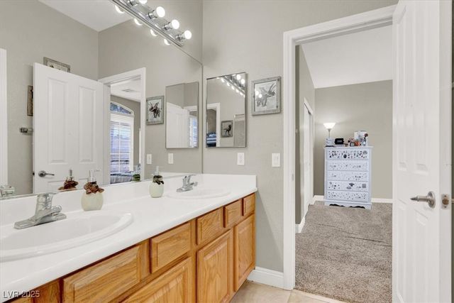 7310 Heggie Avenue, Las Vegas, NV 89131