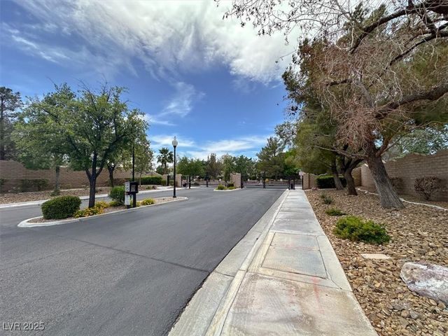 7310 Heggie Avenue, Las Vegas, NV 89131