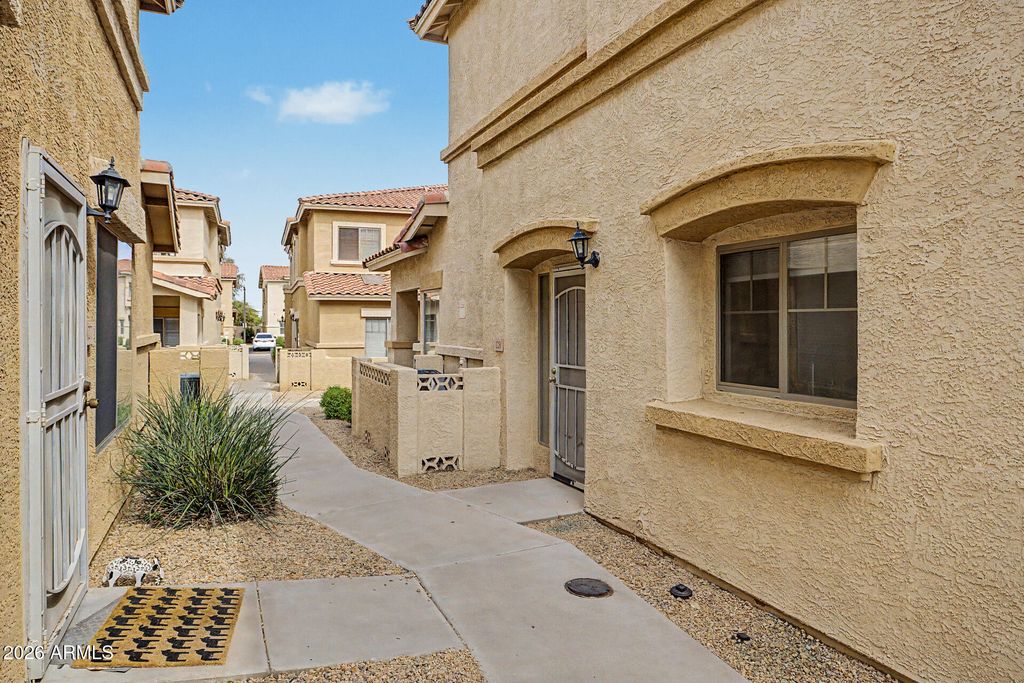 Image 2 of property listing at 525 N MILLER Road 128, Scottsdale, AZ 85257